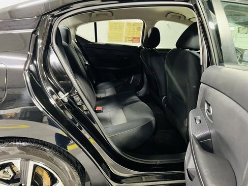 Used 2024 Nissan Sentra SV w/ All-Weather Package image 30