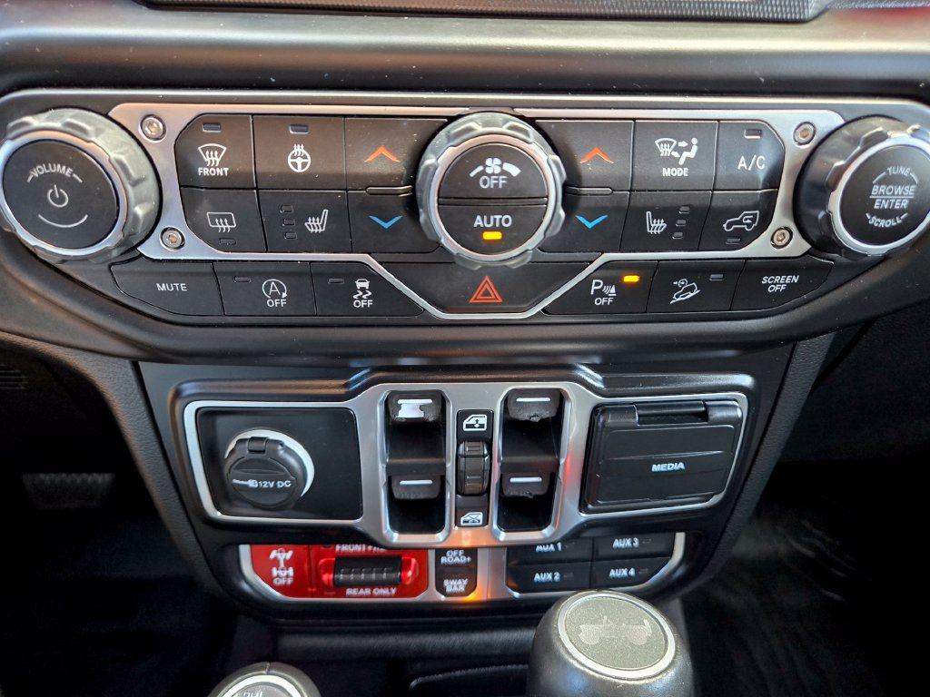 Used 2021 Jeep Wrangler Unlimited Rubicon AWD/4WD image 35
