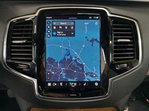 Certified 2025 Volvo XC90 B5 Plus image 15