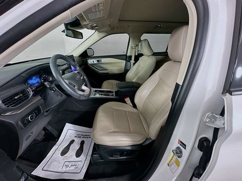 Certified 2023 Ford Explorer Limited w/ Limited Technology Package AWD/4WD image 30