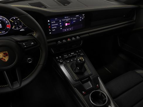 Certified 2026 Porsche 911 GT3 RWD image 61