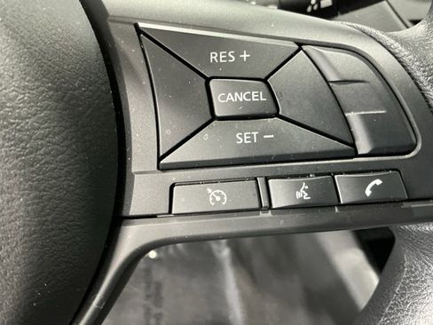 Used 2025 Nissan Altima 2.5 S image 9