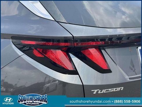 Certified 2024 Hyundai Tucson SEL AWD/4WD image 11