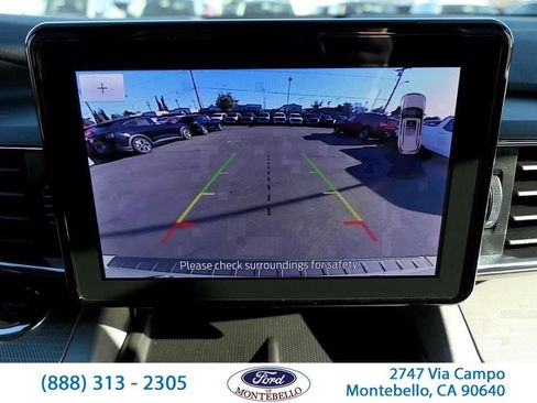 Used 2024 Ford Explorer XLT w/ Equipment Group 202A image 21