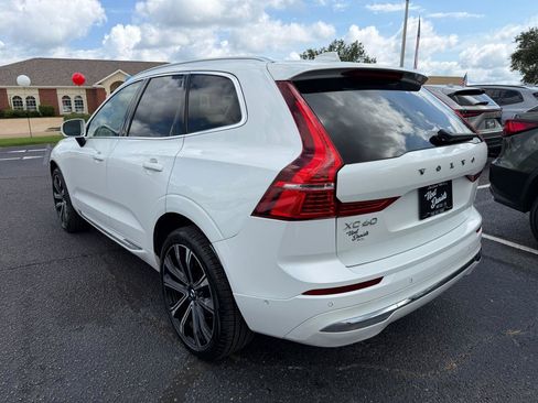 Used 2023 Volvo XC60 B5 Ultimate w/ Climate Package FWD image 7