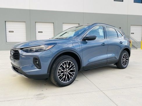 New 2026 Ford Escape SE w/ PHEV Premium Package image 1