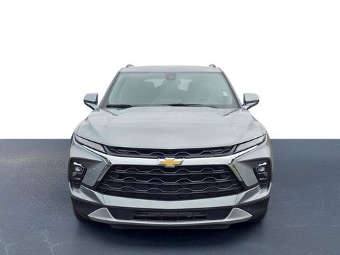 Used 2024 Chevrolet Blazer LT w/ Convenience Package FWD image 2