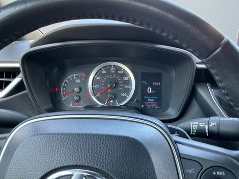 Used 2022 Toyota Corolla SE w/ Carpet Mat Package (TMS) FWD image 12
