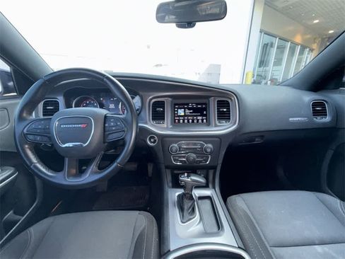 Used 2020 Dodge Charger SXT image 15