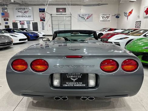 Used 2003 Chevrolet Corvette Convertible w/ Preferred Equipment Group1 RWD image 24