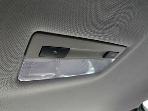 Used 2024 Chevrolet Malibu LT w/ Sport Edition image 30