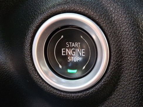 Used 2022 Chevrolet Silverado 2500 LTZ w/ LTZ Premium Package image 24