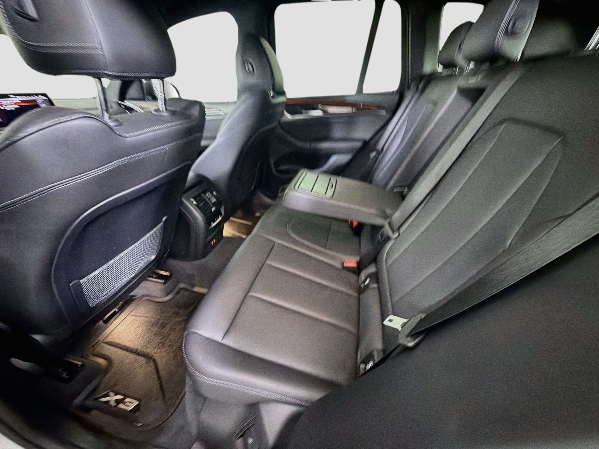 Used 2022 BMW X3 sDrive30i w/ Premium Package 2 (ZPA) RWD image 27