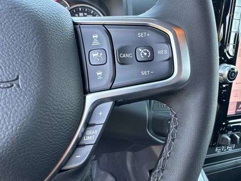 New 2026 RAM 3500 Big Horn AWD/4WD image 31