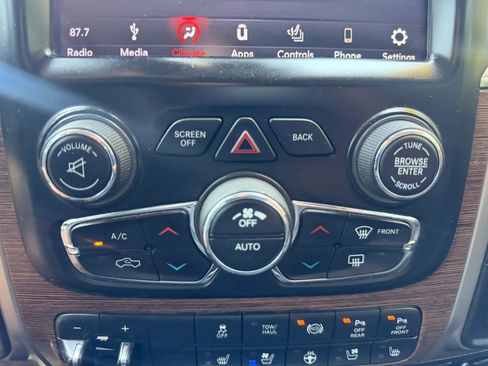 Used 2018 RAM 2500 Laramie AWD/4WD image 18