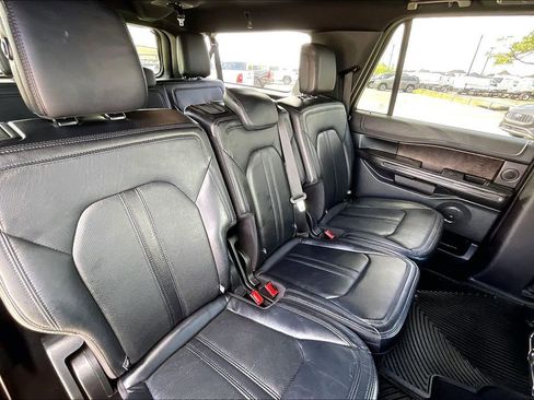 Used 2019 Ford Expedition Max Limited image 22
