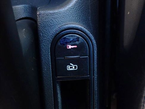 Used 2003 Audi TT 1.8T image 19