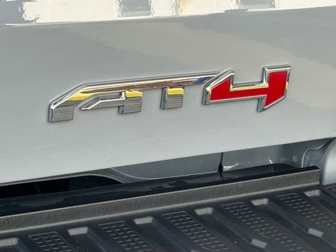 Used 2025 GMC Sierra 1500 AT4 w/ AT4 Premium Package image 24