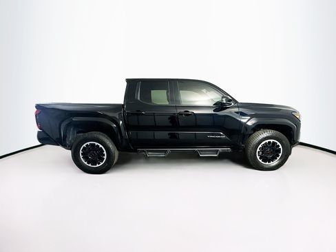 Used 2026 Toyota Tacoma SR5 RWD image 10
