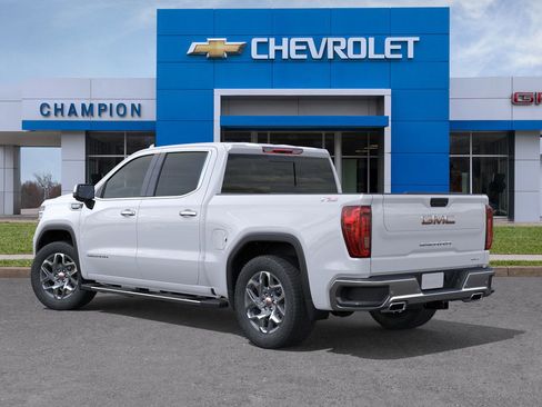 New 2026 GMC Sierra 1500 SLT image 3