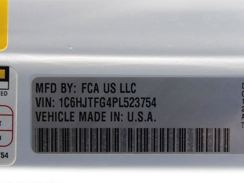 Used 2023 Jeep Gladiator Overland image 31