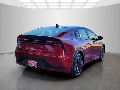 New 2026 Toyota Prius LE image 3