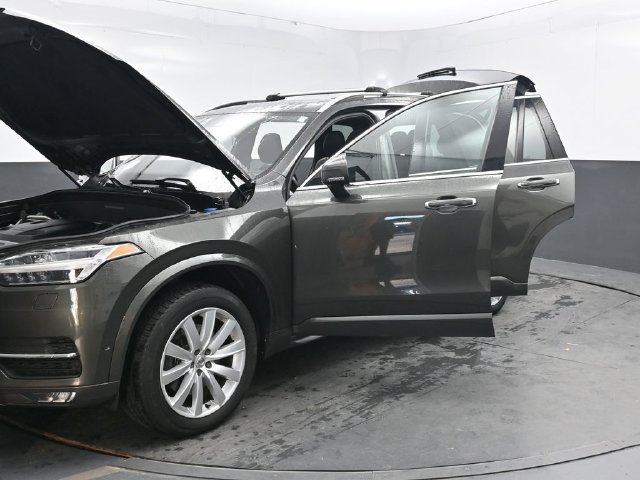 Used 2018 Volvo XC90 T6 Momentum w/ Convenience Package AWD/4WD image 40
