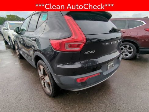 Used 2020 Volvo XC40 T5 Momentum w/ Protection Package Premier AWD/4WD image 4