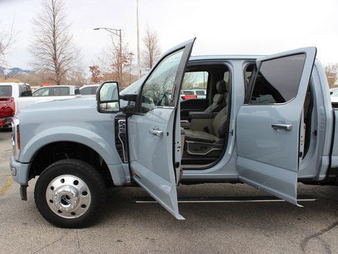 Used 2026 Ford F450 Platinum w/ Platinum Plus Package image 11