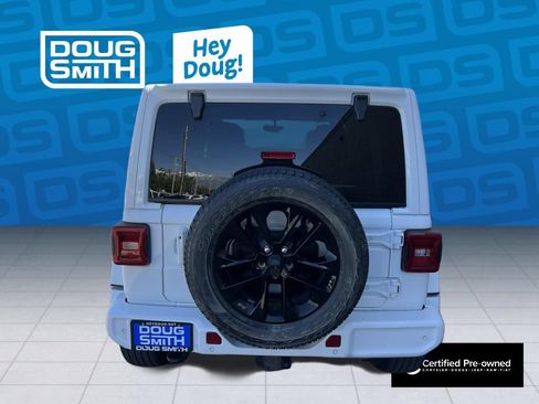 Used 2021 Jeep Wrangler Unlimited Sahara AWD/4WD image 5