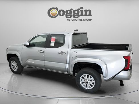 New 2026 Toyota Tacoma SR5 AWD/4WD image 9