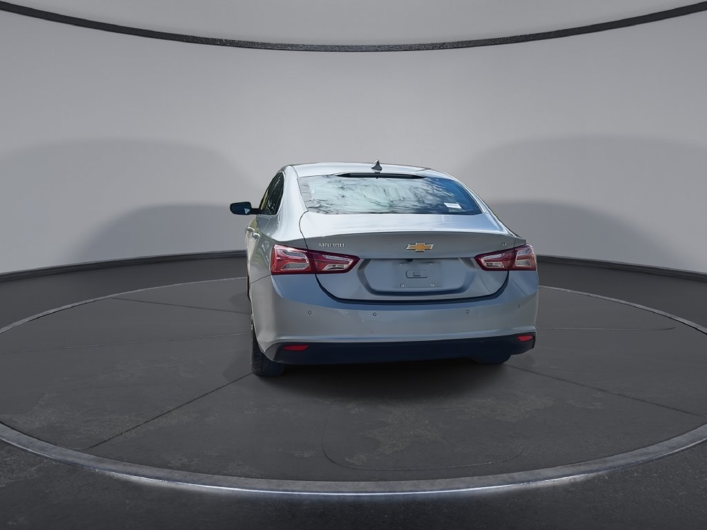 Used 2024 Chevrolet Malibu LT FWD image 7