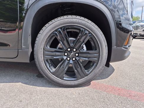 New 2026 GMC Acadia Elevation w/ Black Edition FWD image 15