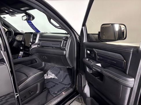 Used 2022 RAM 2500 Limited w/ Night Edition image 34
