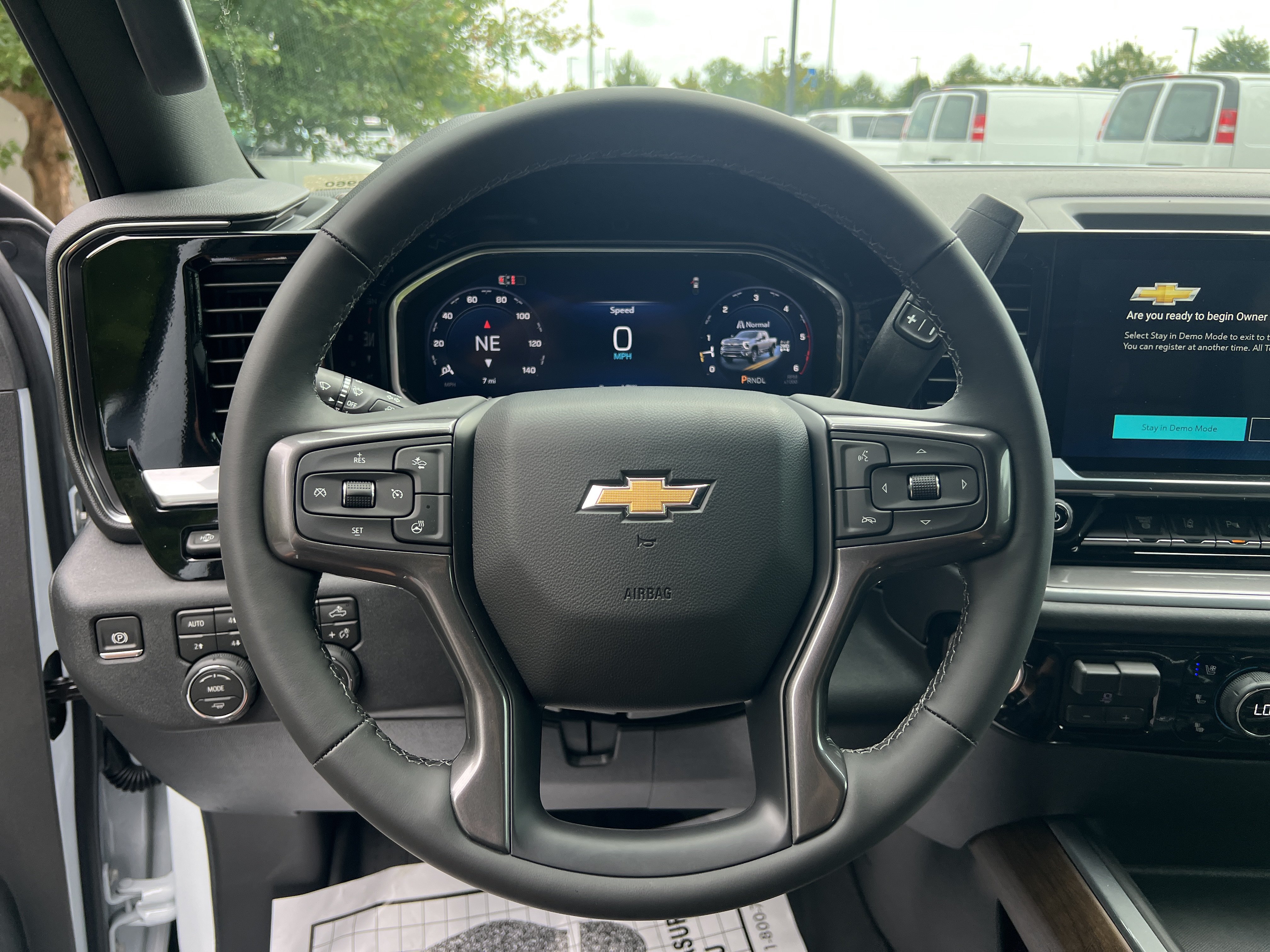 New 2026 Chevrolet Silverado 2500 High Country w/ High Country Premium Package AWD/4WD image 19