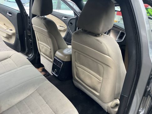 Used 2011 Dodge Charger Rallye RWD image 29