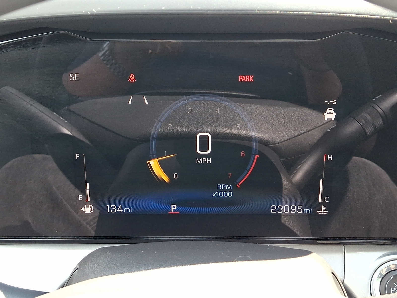 Used 2025 Chevrolet Trax LT FWD image 19