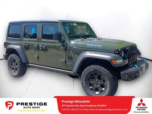 Used 2023 Jeep Wrangler Unlimited w/ Cold Weather Group AWD/4WD image 1