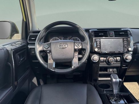 Used 2023 Toyota 4Runner TRD Off-Road Premium w/ Moonroof Package AWD/4WD image 9