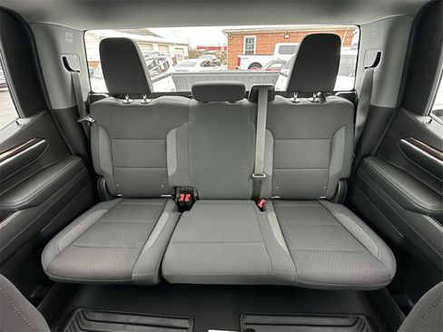 Used 2023 Chevrolet Silverado 1500 LT image 21