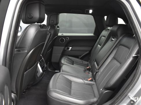 Used 2020 Land Rover Range Rover Sport HSE image 17