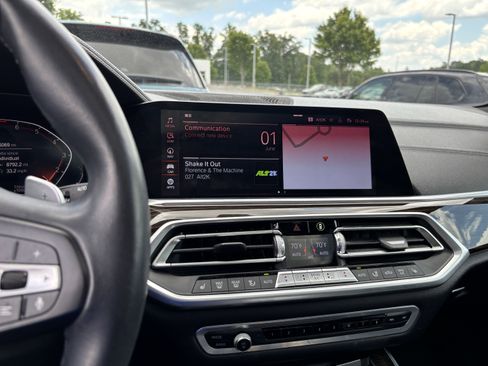 Used 2020 BMW X5 xDrive40i w/ Premium Package AWD/4WD image 18