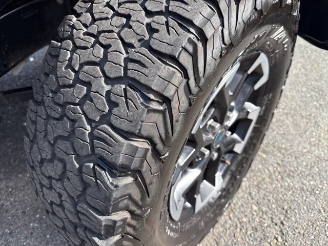 Used 2024 Jeep Wrangler Unlimited Rubicon 4xe w/ Technology Group AWD/4WD image 9