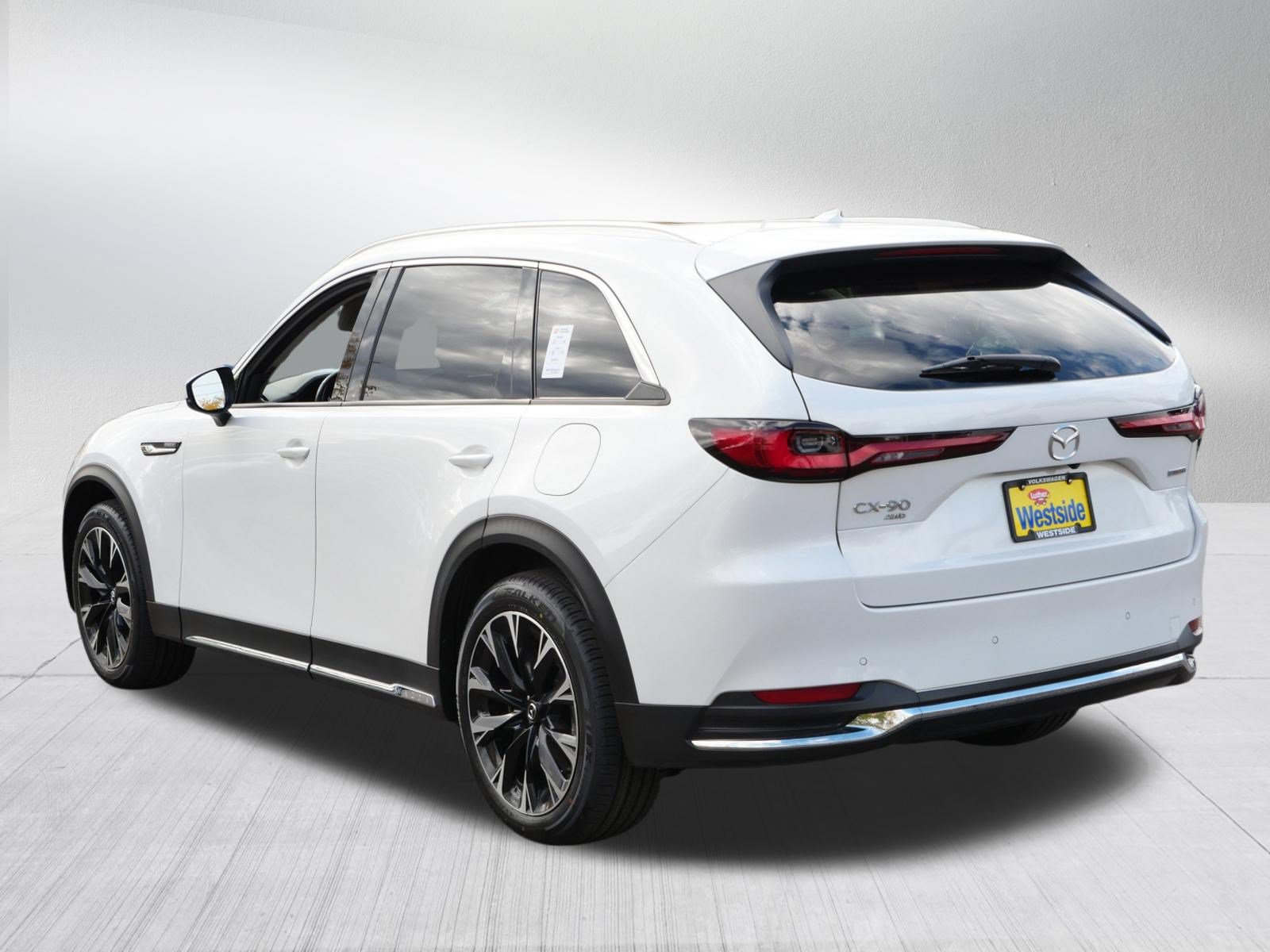 Used 2024 MAZDA CX-90 Plug-In Hybrid w/ Premium Pkg AWD/4WD image 5