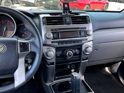 Used 2013 Toyota 4Runner SR5 w/ Convenience Pkg RWD image 9