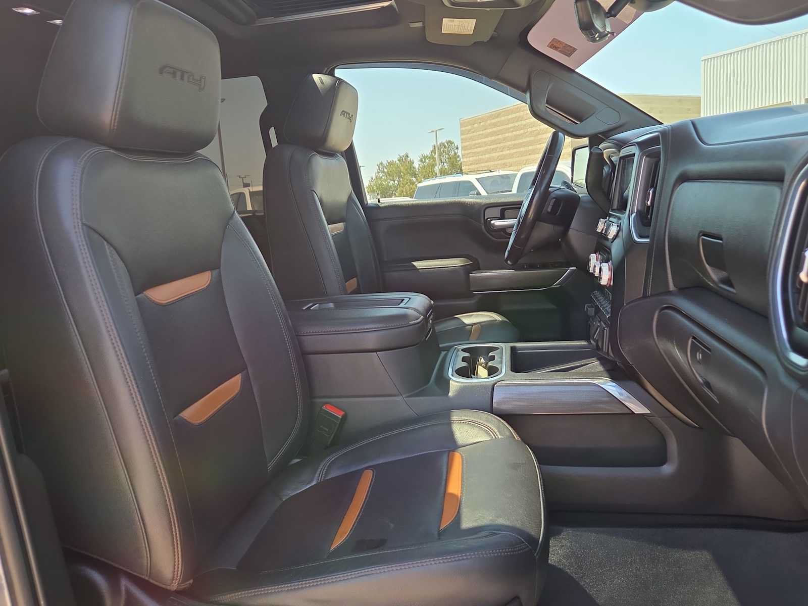 Used 2021 GMC Sierra 1500 AT4 w/ AT4 Premium Package AWD/4WD image 18