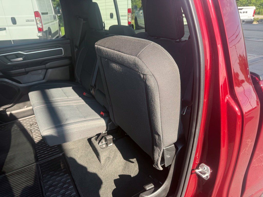 Used 2023 RAM 1500 Big Horn AWD/4WD image 39