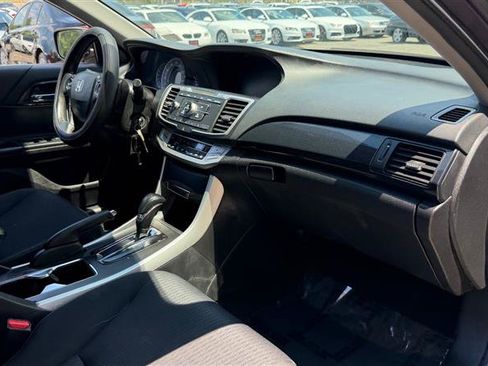 Used 2015 Honda Accord Sport image 14