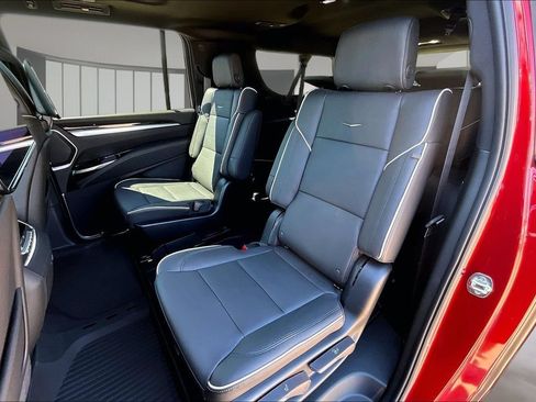 New 2026 Cadillac Escalade ESV Luxury w/ Touring Package AWD/4WD image 10