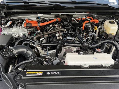 Certified 2025 Toyota 4Runner TRD Off-Road image 23